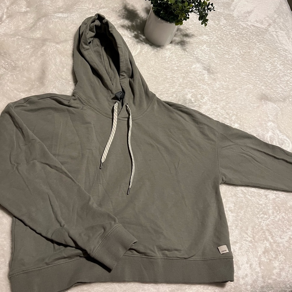 Vuori Halo Essential Super Soft Pullover Hoodie Green Size Medium